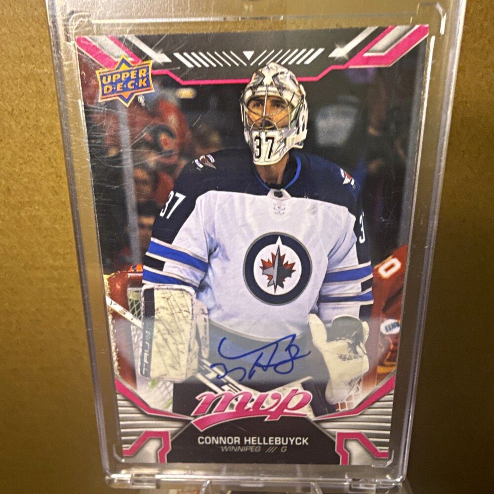 2022-23 Upper Deck MVP Connor Hellebuyck #205 Autograph Insert Jets